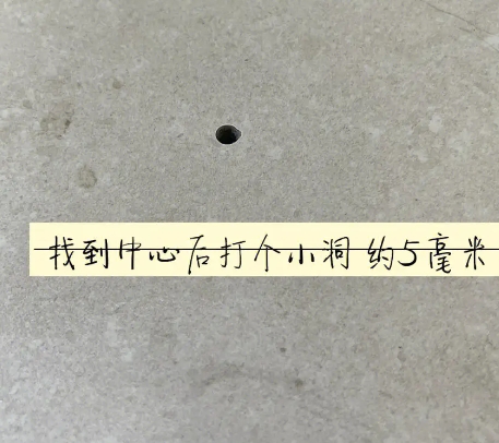 沙湾瓷砖空鼓维修公司专业解答在瓷砖铺贴过程中，如果砂料搅拌不均匀，将会带来以下问题